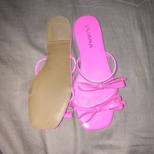 Size 6 1/2 women’s sandlas